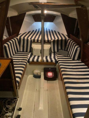 Yacht Ellie